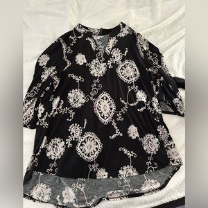 Black and white tunic